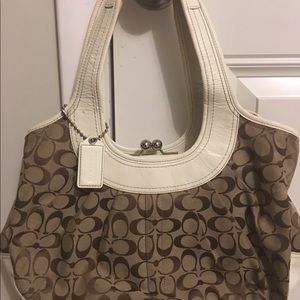 Coach Signature Soho bag - WITH ORIGINAL TAG!